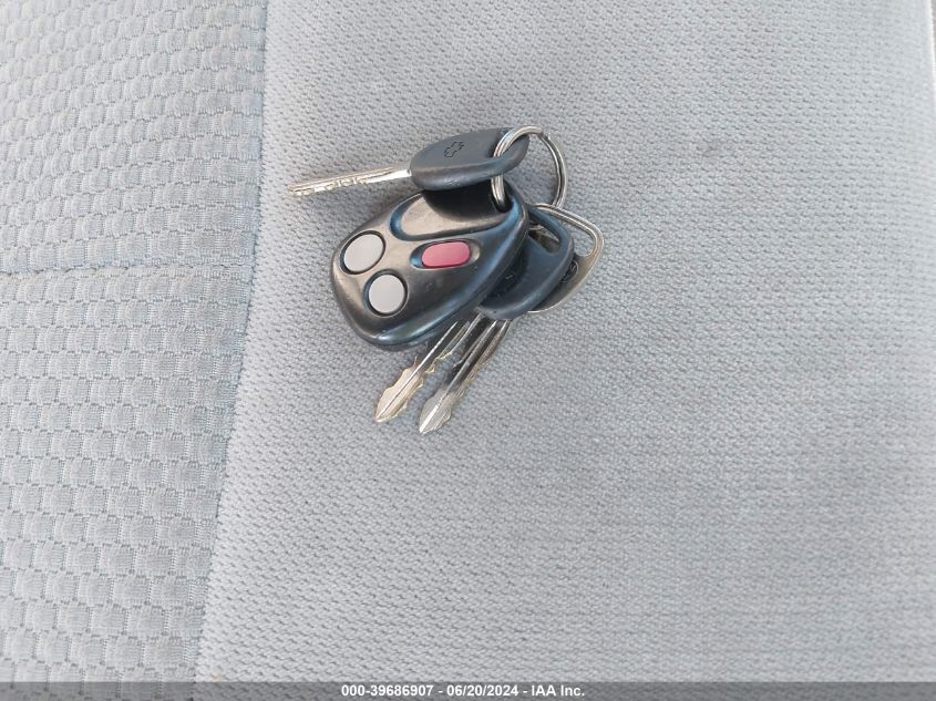 2007 Chevrolet Trailblazer Ls VIN: 1GNDT13S972215667 Lot: 39686907