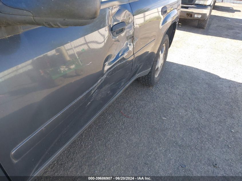 2007 Chevrolet Trailblazer Ls VIN: 1GNDT13S972215667 Lot: 39686907