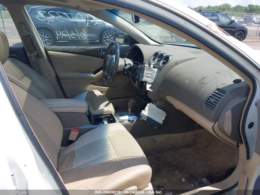 2011 Nissan Altima 2.5 S VIN: 1N4AL2AP5BN443646 Lot: 39686919