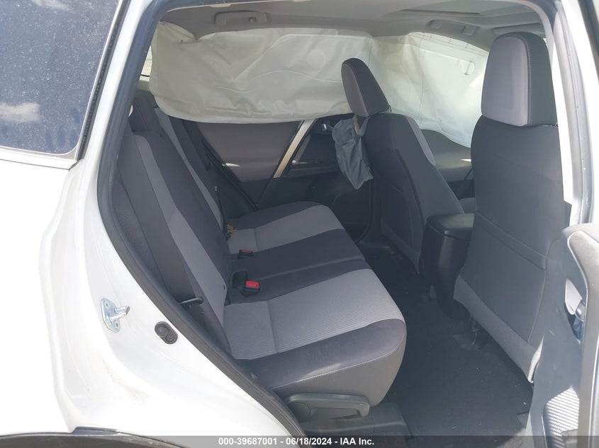 2014 TOYOTA RAV4 XLE - JTMRFREV1ED053126
