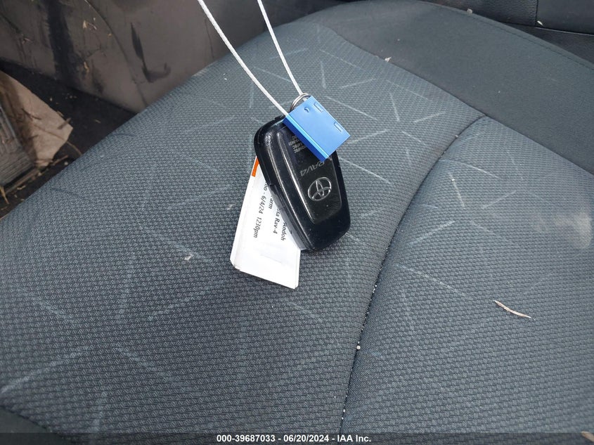 2021 TOYOTA RAV4 XLE - 2T3P1RFV9MW229023