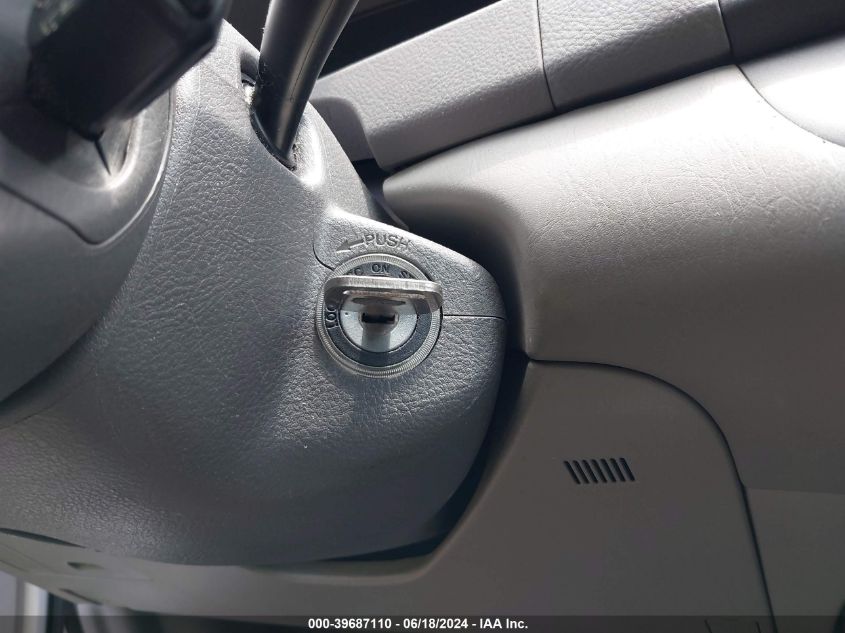 2005 Toyota Camry Le VIN: 4T1BE32K95U559102 Lot: 39687110