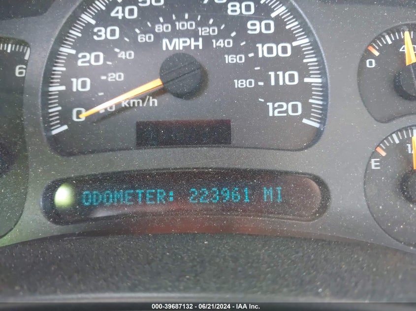 2004 Chevrolet Silverado 1500 Z71 VIN: 2GCEK13T641315763 Lot: 39687132