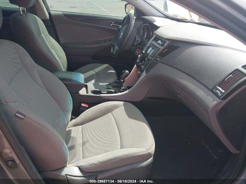 5NPEB4AC1CH423242 2012 Hyundai Sonata Gls