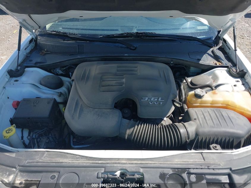 2011 Chrysler 300 Limited VIN: 2C3CA5CG0BH582636 Lot: 39687323