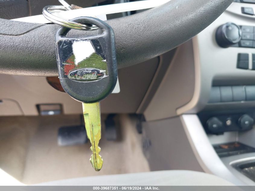 2008 Ford Focus S VIN: 1FAHP34N18W179797 Lot: 39687351