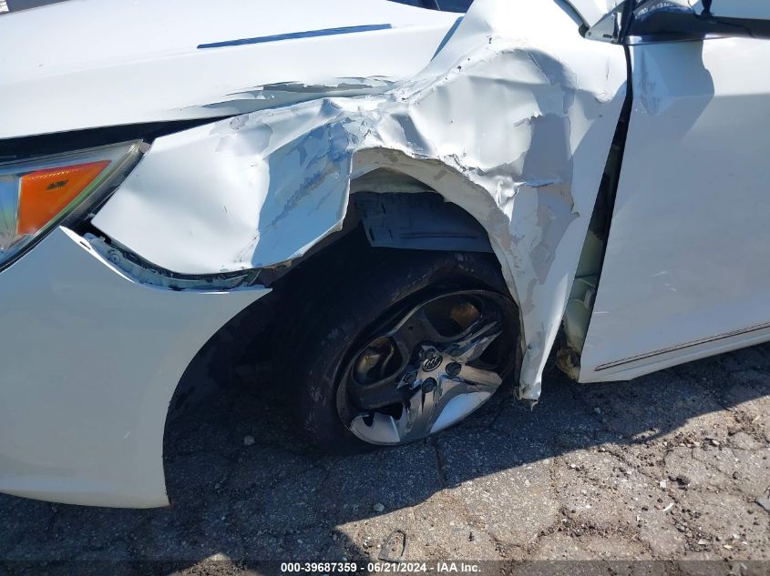 2011 Buick Lacrosse Cx VIN: 1G4GA5EC1BF272497 Lot: 39687359