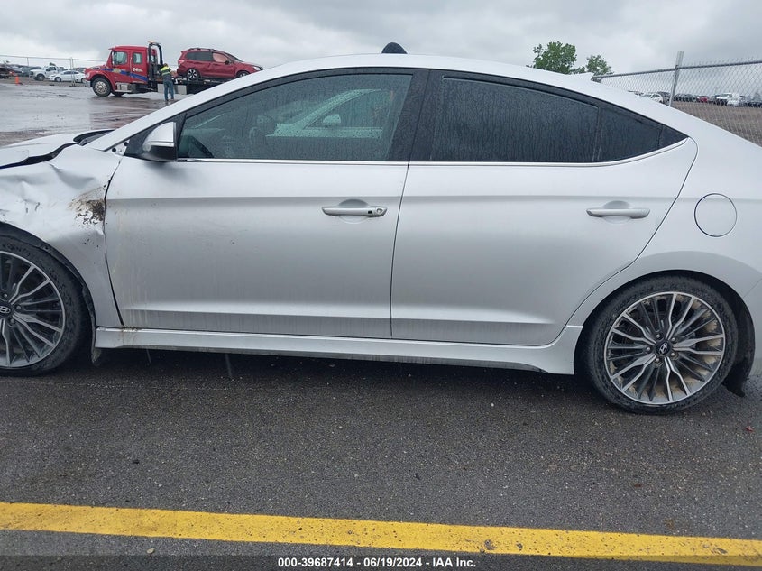 VIN KMHD04LB6JU474899 2018 HYUNDAI ELANTRA SPORT