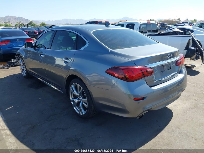 2018 Infiniti Q70L 5.6 Luxe VIN: JN1AY1PP7JM300007 Lot: 39687420