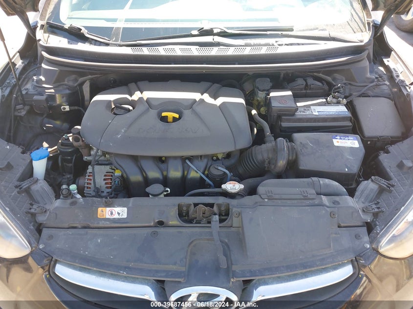 2013 Hyundai Elantra Limited VIN: KMHDH4AE7DU646769 Lot: 39687456