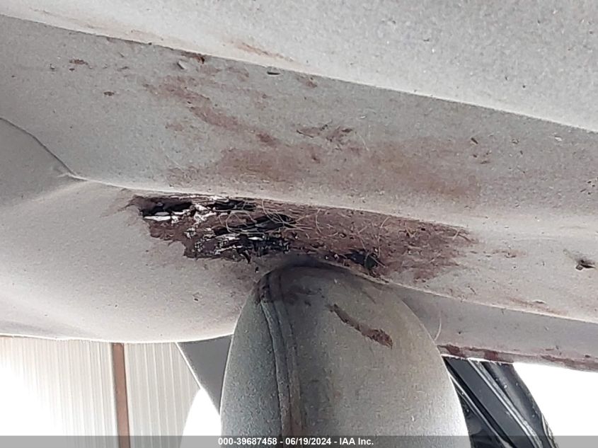 1998 GMC Sierra 1500 Sle Sportside VIN: 2GTEK19R1W1513620 Lot: 39687458