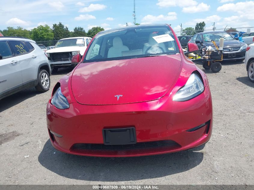 2024 Tesla Model Y Long Range Dual Motor All-Wheel Drive VIN: 7SAYGDEE0RF037738 Lot: 39687509