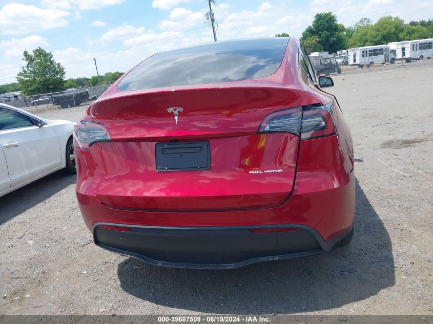 2024 Tesla Model Y Long Range Dual Motor All-Wheel Drive VIN: 7SAYGDEE0RF037738 Lot: 39687509