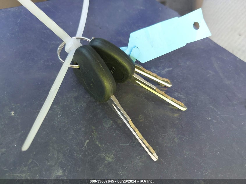 2008 Chevrolet Silverado C1500 VIN: 3GCEC13C38G221821 Lot: 39687645