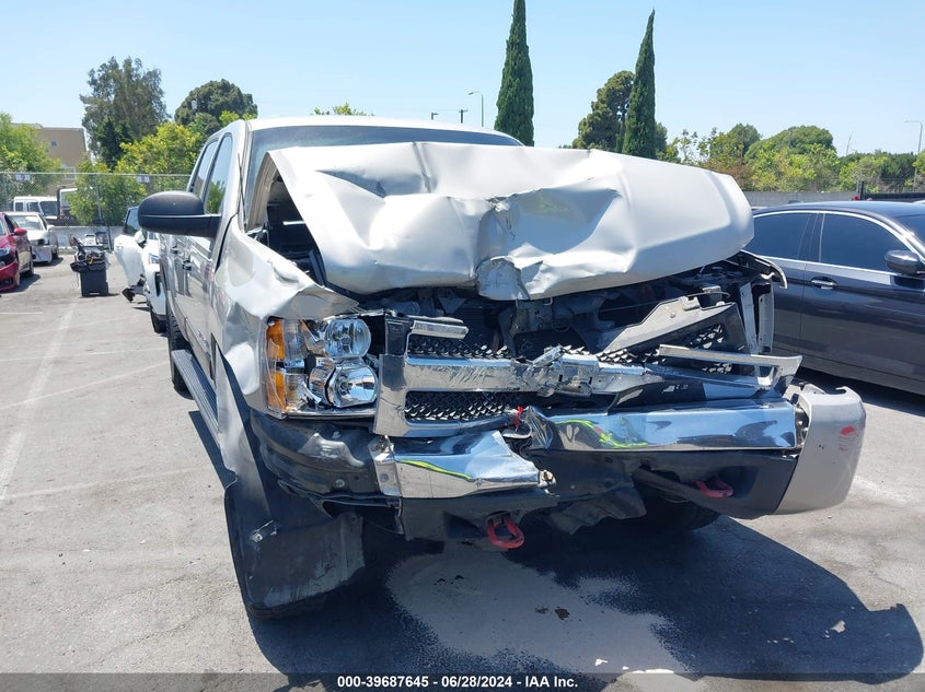 2008 Chevrolet Silverado C1500 VIN: 3GCEC13C38G221821 Lot: 39687645