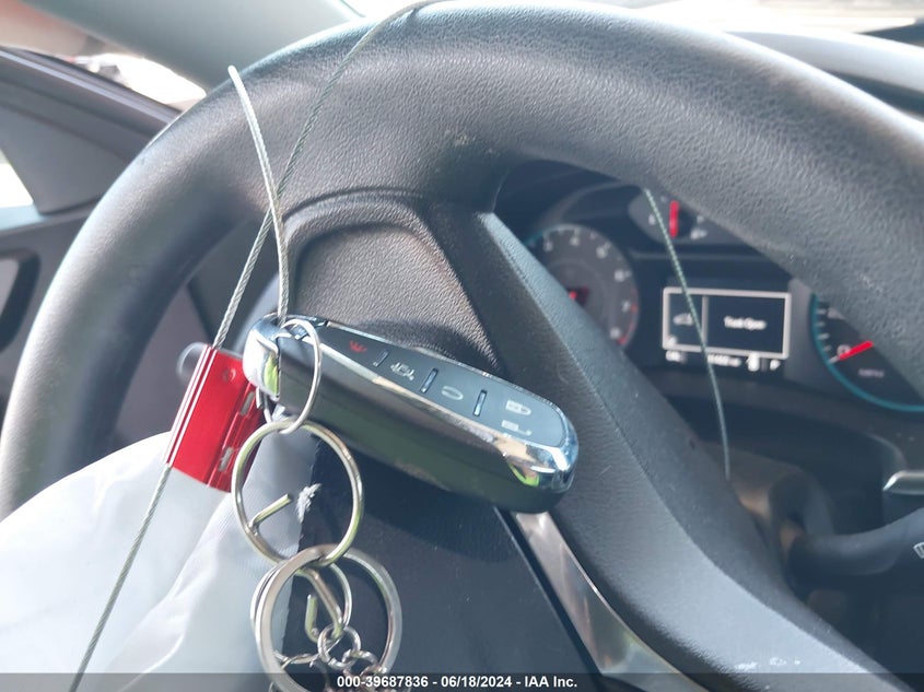 2017 Chevrolet Malibu 1Lt VIN: 1G1ZE5ST9HF238556 Lot: 39687836