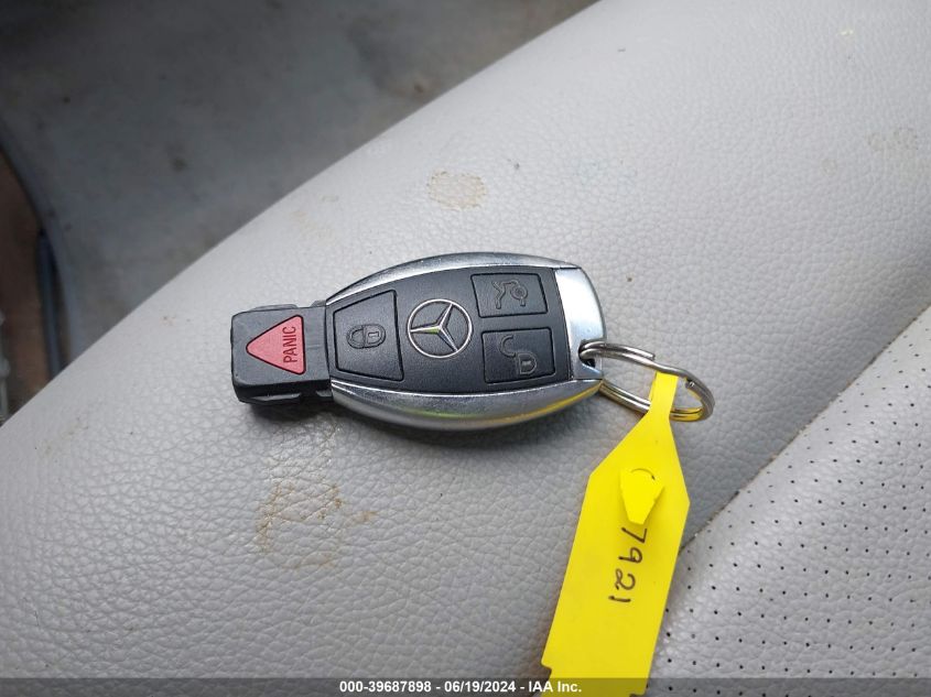 2011 Mercedes-Benz E 350 4Matic VIN: WDDHF8HB4BA317921 Lot: 39687898