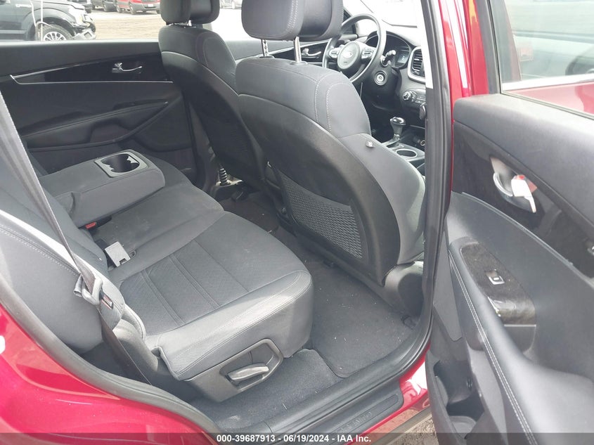 2016 Kia Sorento 3.3L Lx VIN: 5XYPGDA56GG096717 Lot: 39687913