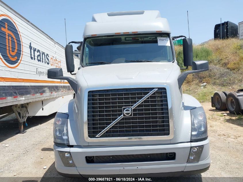 2018 Volvo Vnl VIN: 4V4NC9EH7JN999502 Lot: 39687921