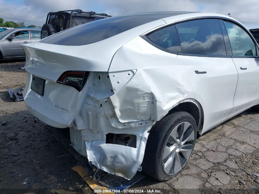 2021 Tesla Model Y Long Range Dual Motor All-Wheel Drive VIN: 5YJYGDEE3MF262628 Lot: 39687984