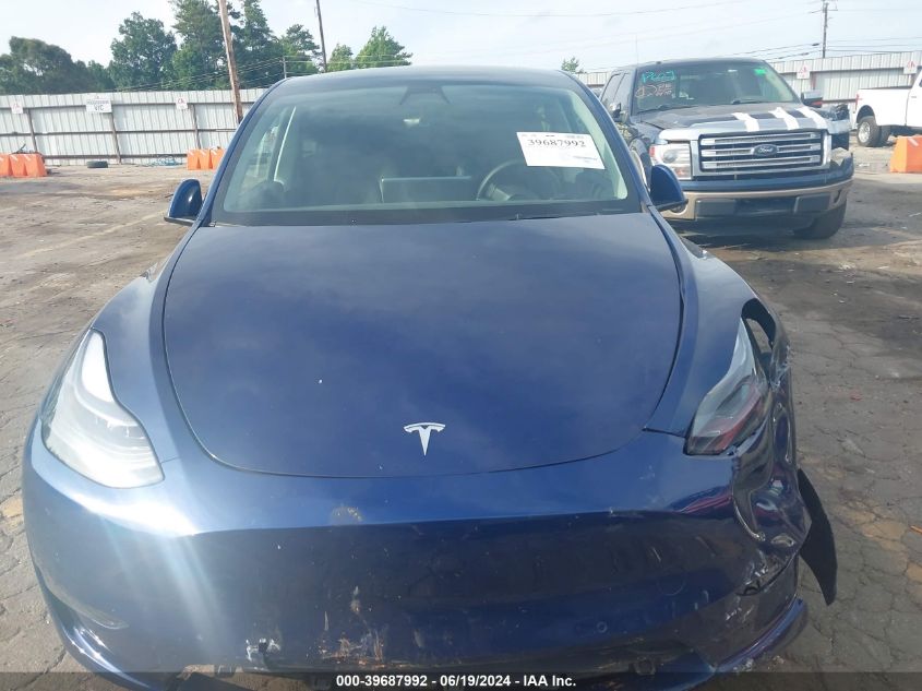 2022 Tesla Model Y Performance Dual Motor All-Wheel Drive VIN: 7SAYGDEF2NF415738 Lot: 39687992