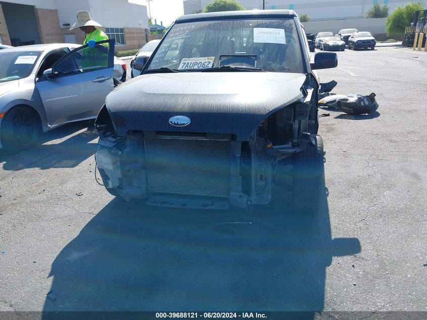 2013 Kia Soul VIN: KNDJT2A5XD7599858 Lot: 39688121