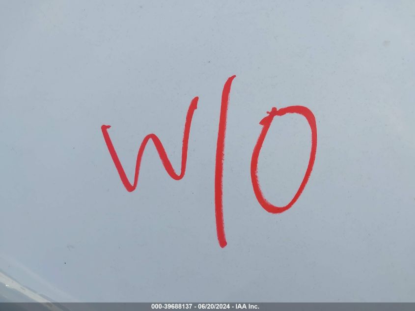 2002 Chevrolet Astro VIN: 1GNEL19X52B118482 Lot: 39688137