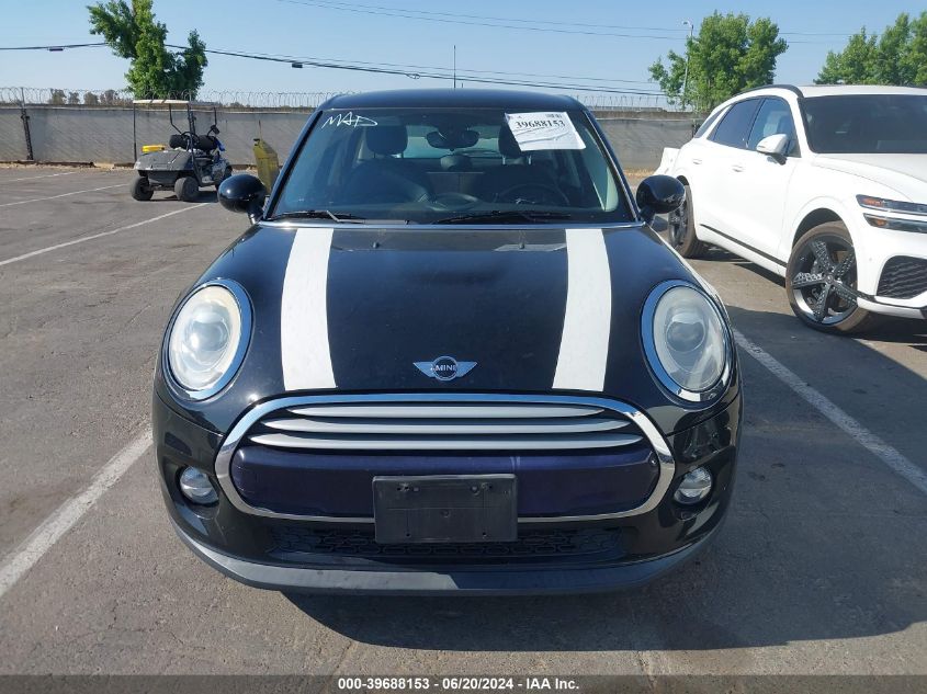 2015 Mini Hardtop Cooper VIN: WMWXS5C53FT827640 Lot: 39688153