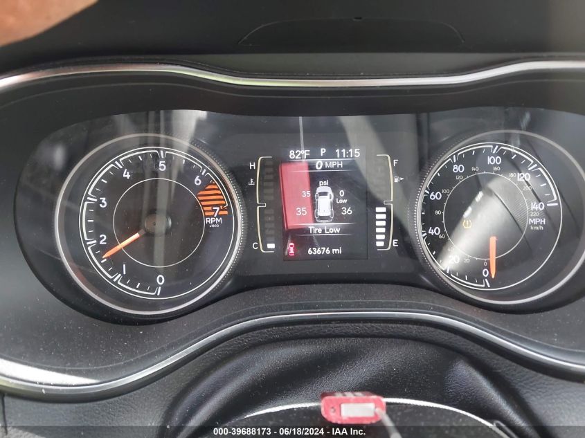 2019 Jeep Cherokee Latitude Plus 4X4 VIN: 1C4PJMLB5KD198926 Lot: 39688173