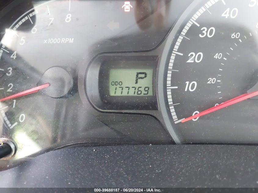 2011 Toyota Sienna Le V6 VIN: 5TDKK3DC0BS158153 Lot: 39688187