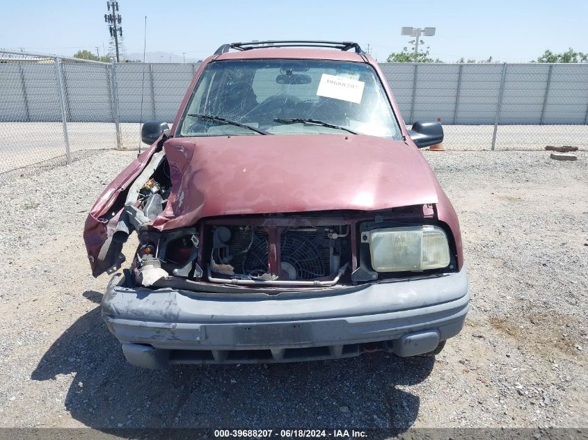 2002 Chevrolet Tracker Hard Top Base VIN: 2CNBE13C726922180 Lot: 39688207