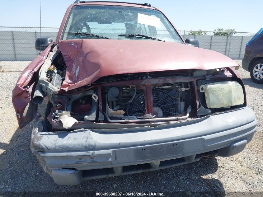 2002 Chevrolet Tracker Hard Top Base VIN: 2CNBE13C726922180 Lot: 39688207