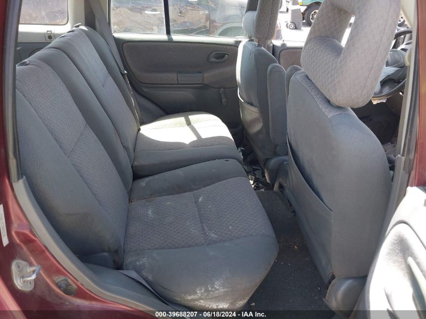 2002 Chevrolet Tracker Hard Top Base VIN: 2CNBE13C726922180 Lot: 39688207