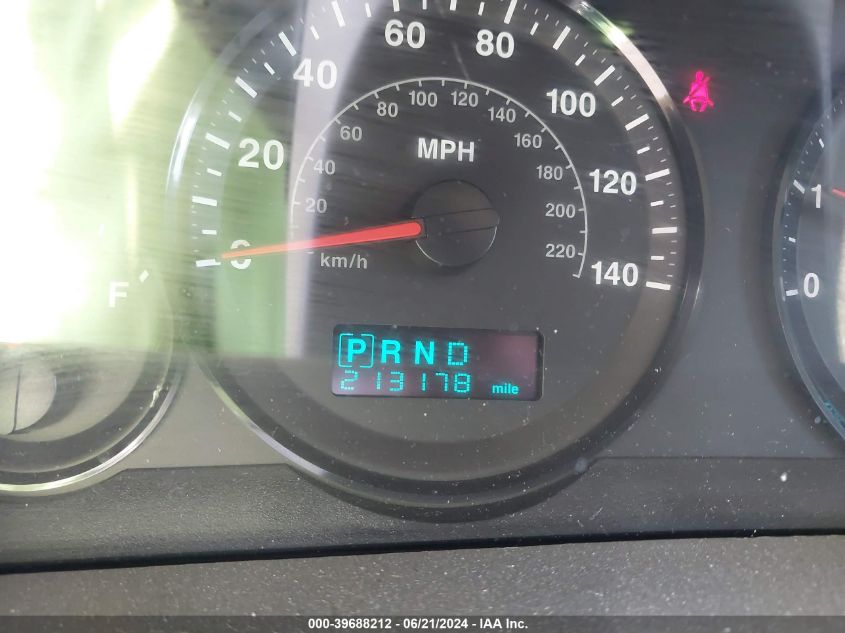 2005 Jeep Grand Cherokee Laredo VIN: 1J4GR48K35C716571 Lot: 39688212