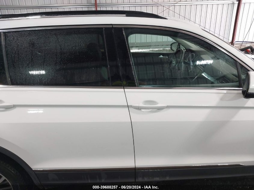 2020 Volkswagen Tiguan 2.0T Se/2.0T Se R-Line Black/2.0T Sel VIN: 3VV2B7AX0LM028004 Lot: 39688257