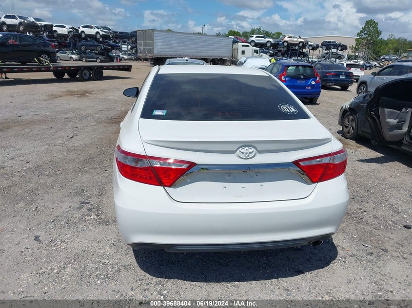 2015 Toyota Camry Se VIN: 4T1BF1FK2FU478312 Lot: 39688404