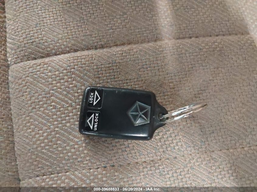 1998 Jeep Cherokee Classic/Sport VIN: 1J4FJ68SXWL202636 Lot: 39688533