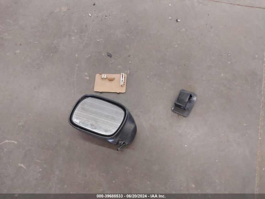 1998 Jeep Cherokee Classic/Sport VIN: 1J4FJ68SXWL202636 Lot: 39688533