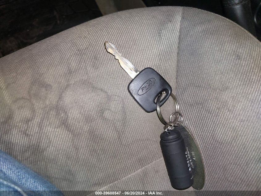 2004 Ford Escape Xls VIN: 1FMYU02154KA96291 Lot: 39688547