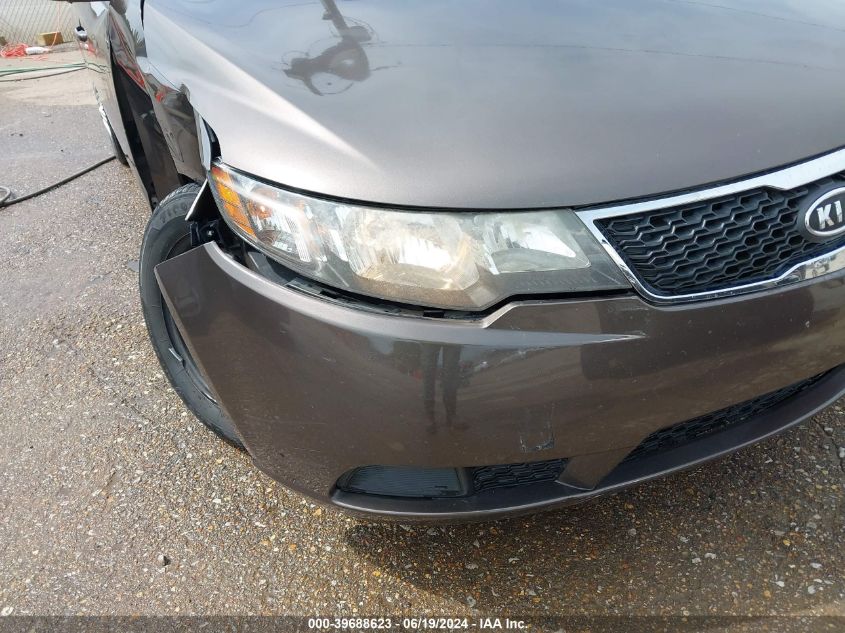 2013 Kia Forte Ex VIN: KNAFU4A27D5665814 Lot: 39688623