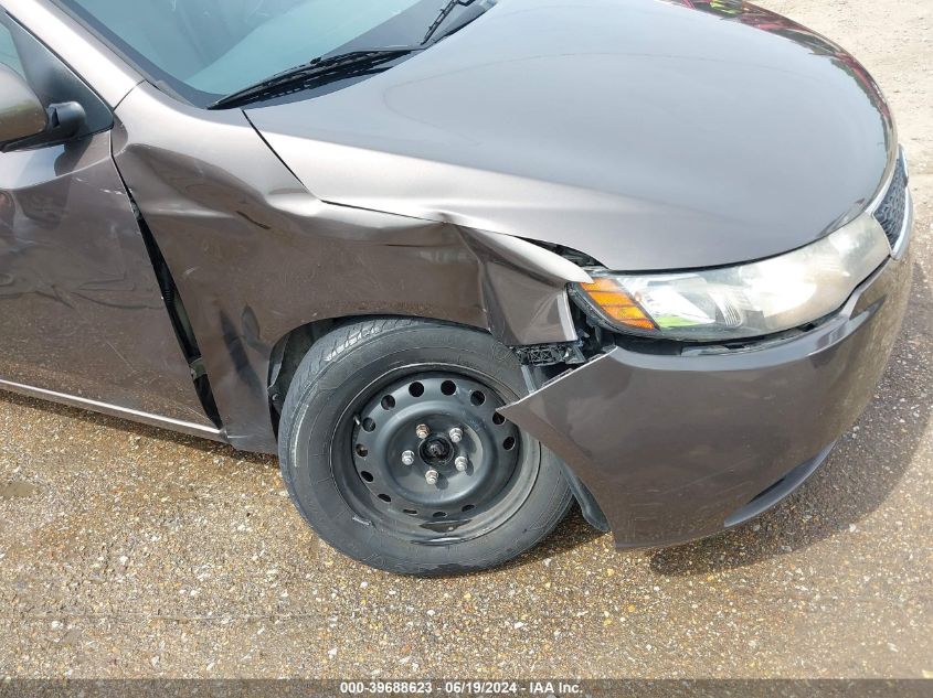 2013 Kia Forte Ex VIN: KNAFU4A27D5665814 Lot: 39688623