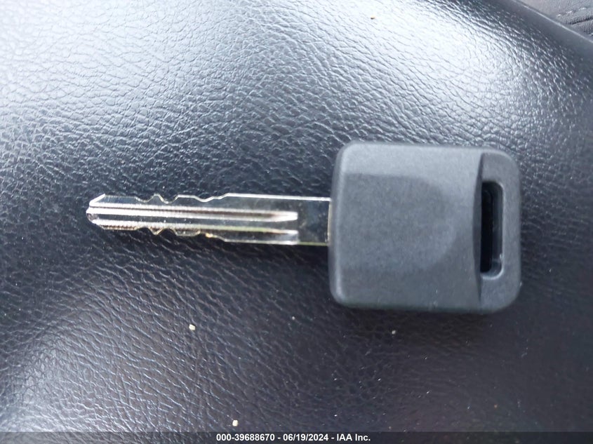 2016 Nissan Rogue S/Sl/Sv VIN: KNMAT2MV0GP653801 Lot: 39688670