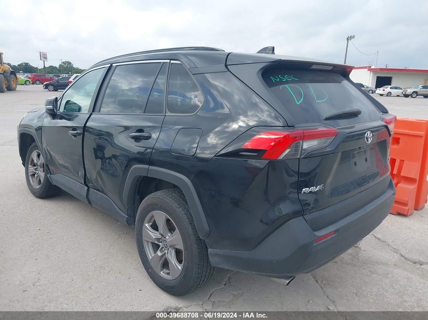 VIN 2T3W1RFV1PW266521 2023 TOYOTA RAV4 XLE