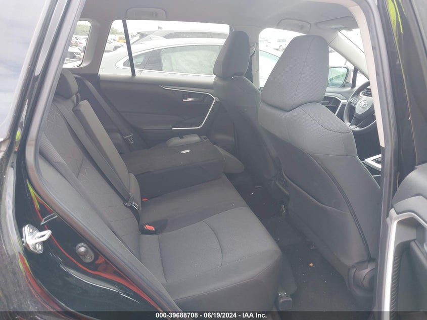 VIN 2T3W1RFV1PW266521 2023 TOYOTA RAV4 XLE
