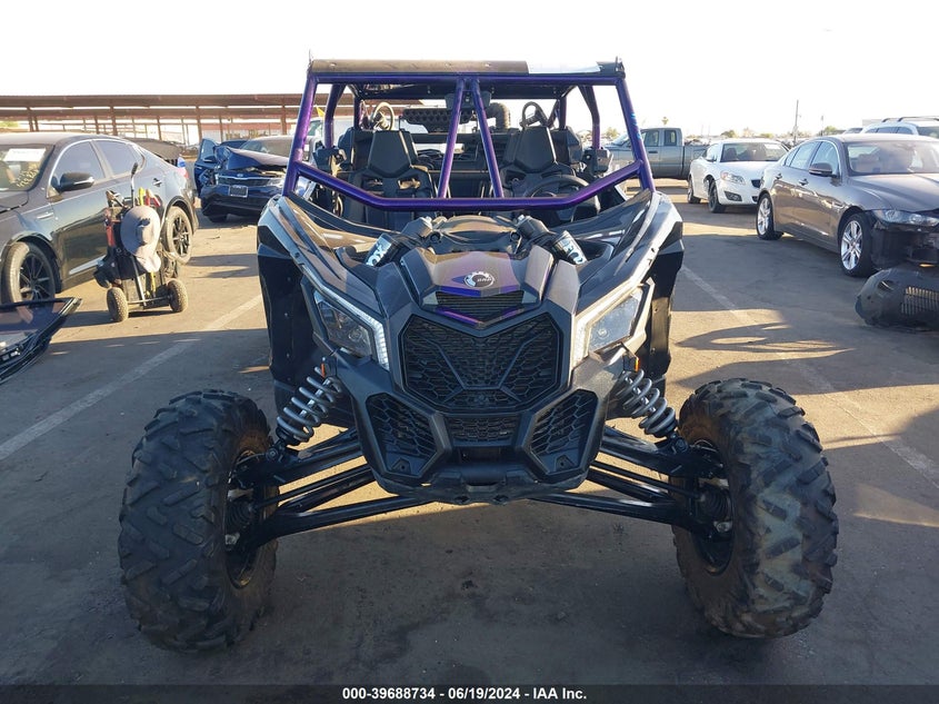 VIN 3JBVNAW27HK000977 2017 CAN-AM MAVERICK X3 MAX X RS TURBO R