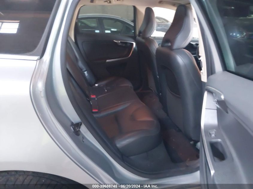 2011 Volvo Xc60 3.2/3.2 R-Design VIN: YV4940DZ5B2155281 Lot: 39688745