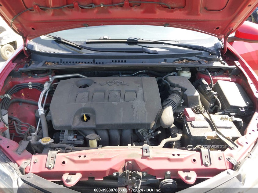 2017 Toyota Corolla Le VIN: 5YFBURHE2HP581147 Lot: 39688786