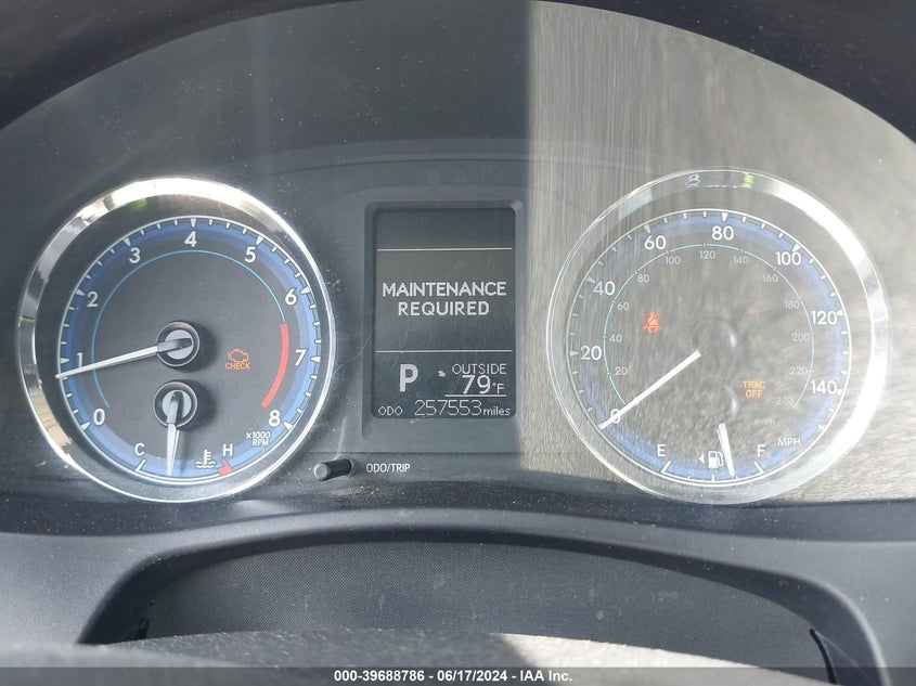 2017 Toyota Corolla Le VIN: 5YFBURHE2HP581147 Lot: 39688786