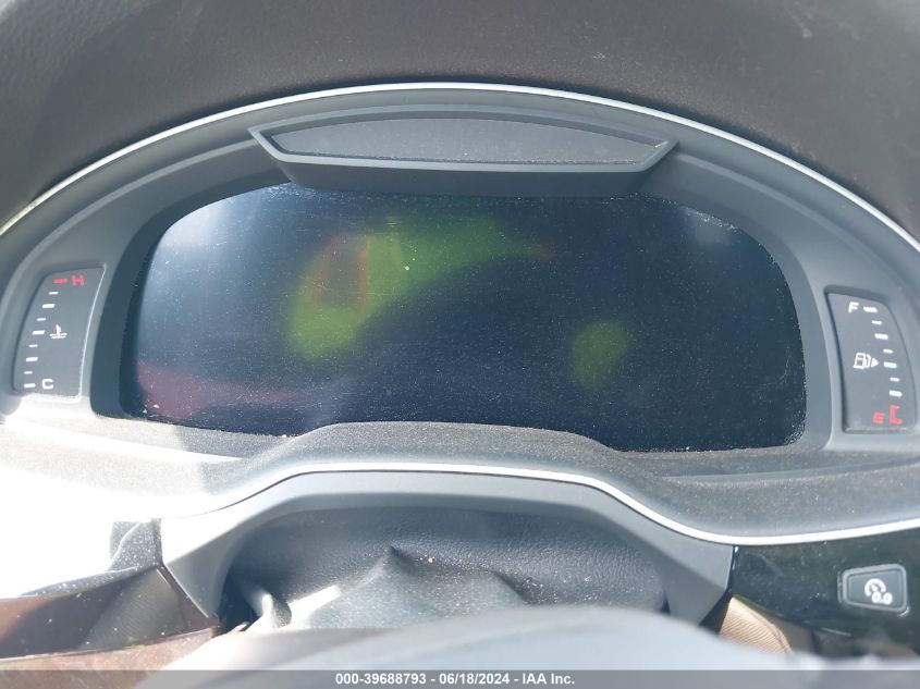 2018 Audi Q7 3.0T Premium VIN: WA1VAAF70JD012005 Lot: 39688793