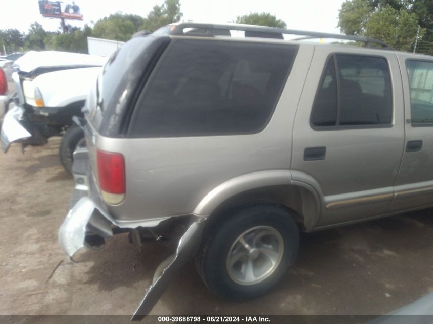 2002 Chevrolet Blazer Ls VIN: 1GNCS13W12K196980 Lot: 39688798